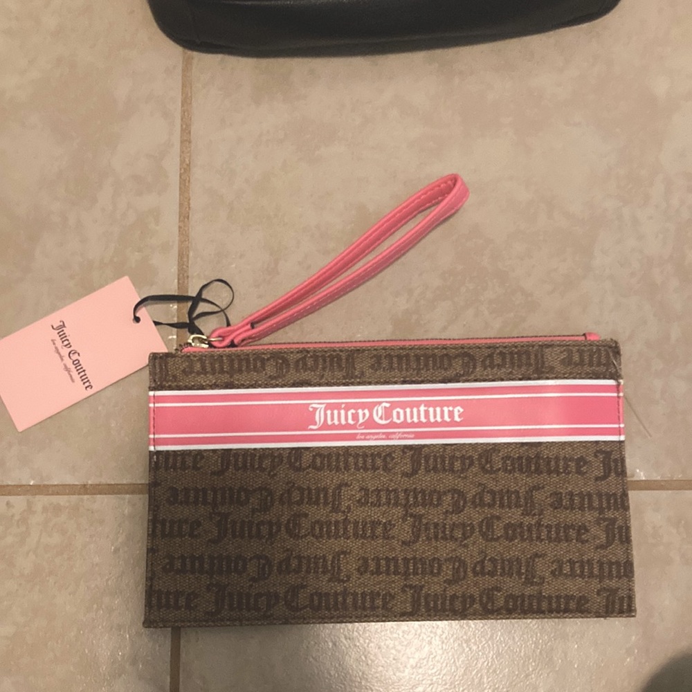 NWT Juicy Couture Wristlet